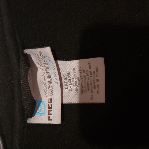 Women's Xlarge Free Country jacket - Picture 2 of 3